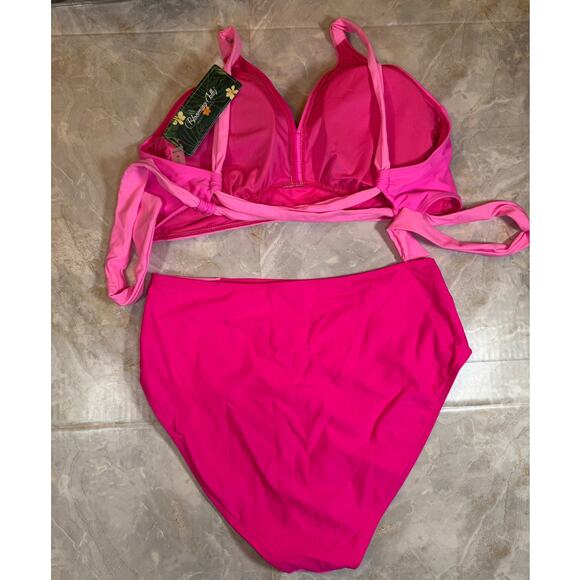 NWT Blooming Jelly Colorblock Pink Two-Piece Swimsuit – Medium - Picture 2 of 7
